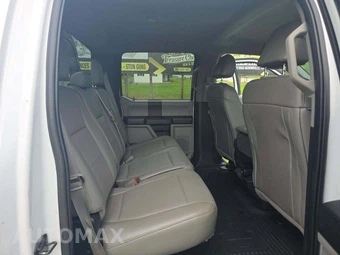 2018 Ford Super Duty F-350 Cab Chassis XL Crew Cab DRW - miniatura 12
