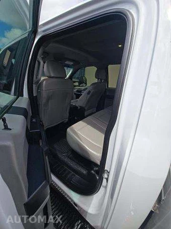 2018 Ford Super Duty F-350 Cab Chassis XL Crew Cab DRW - miniatura 13
