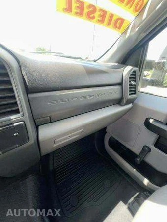 2018 Ford Super Duty F-350 Cab Chassis XL DRW - miniatura 17