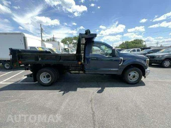 2018 Ford Super Duty F-350 Cab Chassis XL DRW - miniatura 4