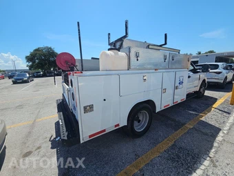 2018 Ford Super Duty F-350 Cab Chassis XL Regular Cab DRW - miniatura 4