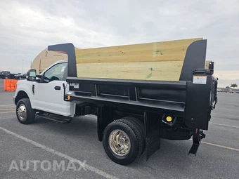 2018 Ford Super Duty F-350 Cab Chassis XL Regular Cab DRW - miniatura 6