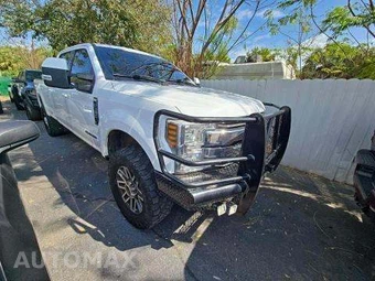 2018 Ford Super Duty F-350 Lariat Crew Cab Long Bed - miniatura 4