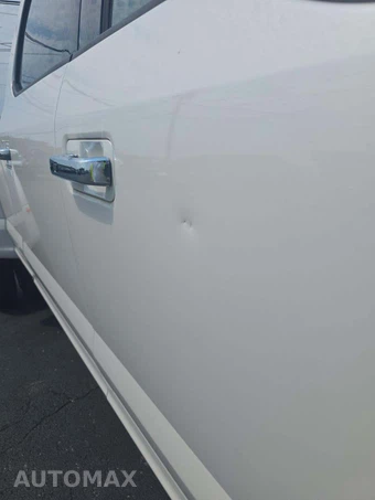 2018 Ford Super Duty F-350 Lariat Crew Cab Long Bed DRW - miniatura 23