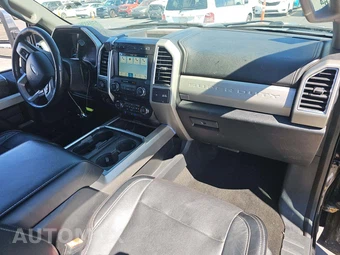 2018 Ford Super Duty F-350 Lariat Crew Cab Long Bed DRW - miniatura 19