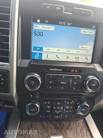 2018 Ford Super Duty F-350 Lariat Crew Cab Long Bed DRW - miniatura 10