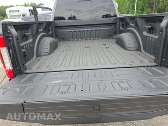 2018 Ford Super Duty F-350 Lariat Crew Cab Medium Bed - miniatura 11