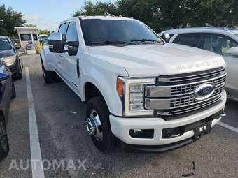 2018 Ford Super Duty F-350 Platinum Crew Cab Long Bed DRW - miniatura 3