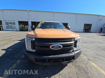 2018 Ford Super Duty F-350 XL Crew Cab Long Bed - miniatura 2