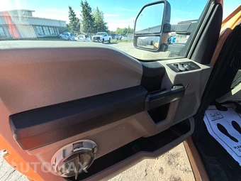 2018 Ford Super Duty F-350 XL Crew Cab Long Bed - miniatura 9