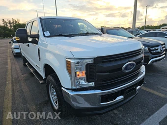 2018 Ford Super Duty F-350 XL Crew Cab Long Bed - miniatura 3