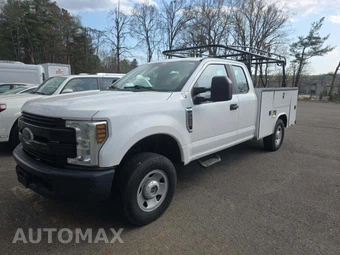 2018 Ford Super Duty F-350 XL Extended Cab Long Bed w/Rear Doors