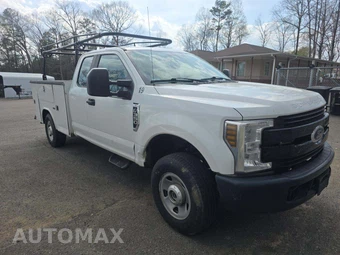 2018 Ford Super Duty F-350 XL Extended Cab Long Bed w/Rear Doors - miniatura 4