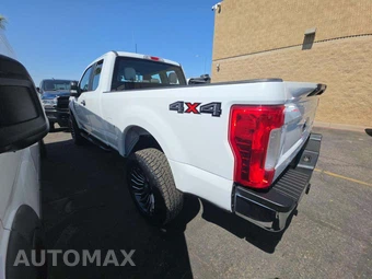 2018 Ford Super Duty F-350 XL Extended Cab Medium Bed w/Rear Doors - miniatura 2