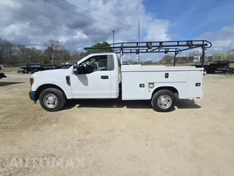 2018 Ford Super Duty F-350 XL Regular Cab Long Bed - miniatura 3