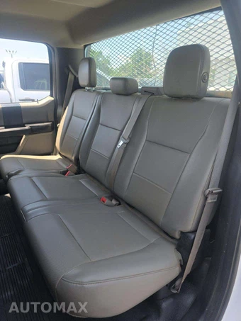 2018 Ford Super Duty F-450 Cab Chassis XL Crew Cab DRW - miniatura 13