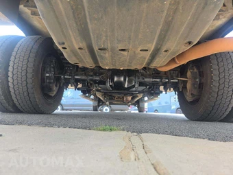 2018 Ford Super Duty F-450 Cab Chassis XL Crew Cab DRW - miniatura 14