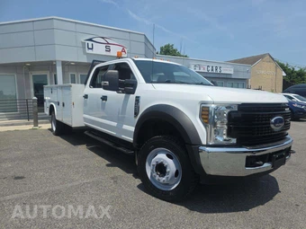 2018 Ford Super Duty F-450 Cab Chassis XL Crew Cab DRW - miniatura 4