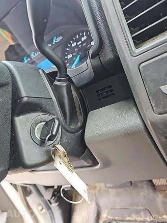 2018 Ford Super Duty F-450 Cab Chassis XL Regular Cab DRW - miniatura 8