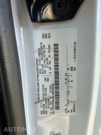2018 Ford Super Duty F-450 Cab Chassis XL Regular Cab DRW - miniatura 33