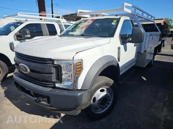 2018 Ford Super Duty F-450 Cab Chassis XL Regular Cab DRW