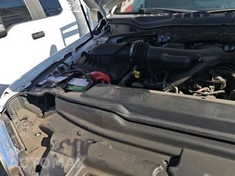 2018 Ford Super Duty F-450 Cab Chassis XL Regular Cab DRW - miniatura 23