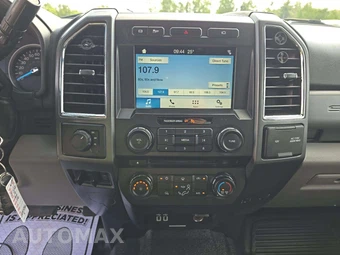 2018 Ford Super Duty F-450 XLT Crew Cab Long Bed DRW - miniatura 7