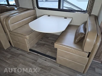 2018 Ford Super Duty F-53 Class A Motorhome Chassis DRW - miniatura 10