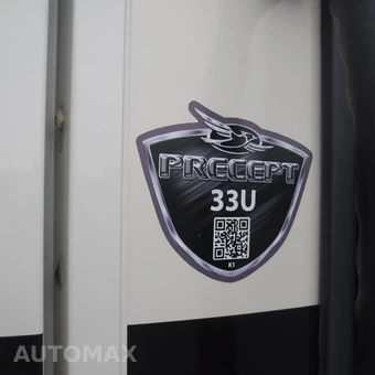 2018 Ford Super Duty F-53 Class A Motorhome Chassis DRW - miniatura 18