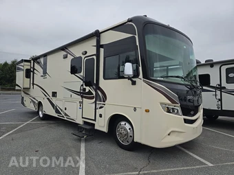 2018 Ford Super Duty F-53 Class A Motorhome Chassis DRW - miniatura 3