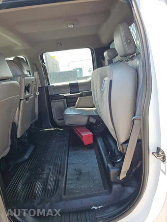 2018 Ford Super Duty F-550 Cab Chassis XL Crew Cab DRW - miniatura 13