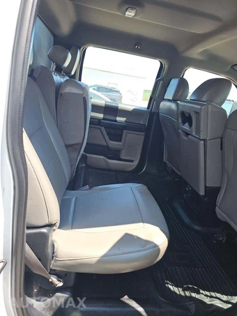 2018 Ford Super Duty F-550 Cab Chassis XL Crew Cab DRW - miniatura 15