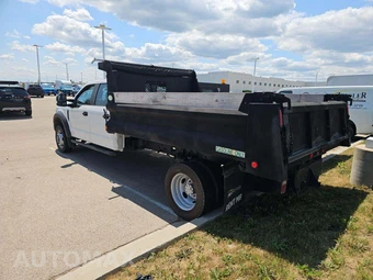 2018 Ford Super Duty F-550 Cab Chassis XL Crew Cab DRW - miniatura 2