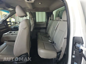2018 Ford Super Duty F-550 Cab Chassis XL Extended Cab w/Rear Doors DRW - miniatura 13