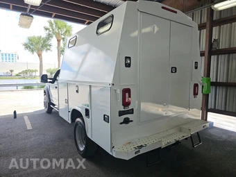 2018 Ford Super Duty F-550 Cab Chassis XL Extended Cab w/Rear Doors DRW - miniatura 6