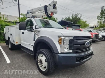 2018 Ford Super Duty F-550 Cab Chassis XL Regular Cab DRW - miniatura 13