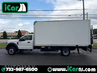 2018 Ford Super Duty F-550 Cab Chassis XL Regular Cab DRW