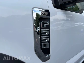 2018 Ford Super Duty F-550 Cab Chassis XL Regular Cab DRW - miniatura 22