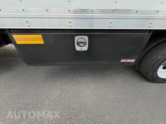 2018 Ford Super Duty F-550 Cab Chassis XL Regular Cab DRW - miniatura 27