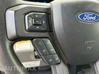 2018 Ford Super Duty F-550 Cab Chassis XL Regular Cab DRW - miniatura 31