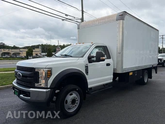 2018 Ford Super Duty F-550 Cab Chassis XL Regular Cab DRW - miniatura 4