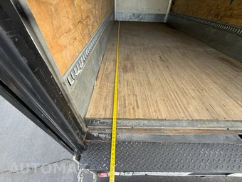 2018 Ford Super Duty F-550 Cab Chassis XL Regular Cab DRW - miniatura 68