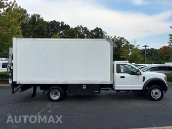 2018 Ford Super Duty F-550 Cab Chassis XL Regular Cab DRW - miniatura 8