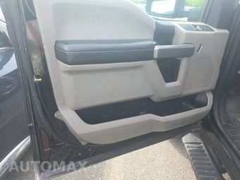 2018 Ford Super Duty F-550 Cab Chassis XLT Regular Cab DRW - miniatura 9