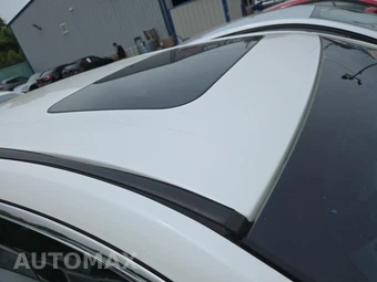 2018 Ford Taurus Limited – miniatura 12