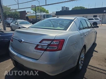 2018 Ford Taurus Limited – miniatura 4