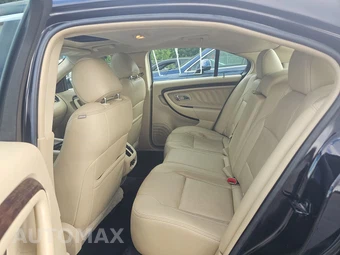2018 Ford Taurus Limited – miniatura 13