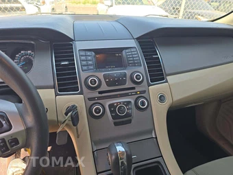 2018 Ford Taurus SE – miniatura 10