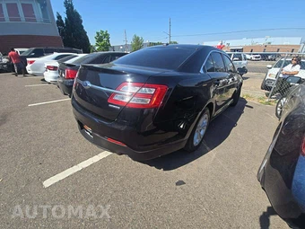 2018 Ford Taurus SE – miniatura 3