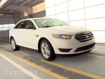 2018 Ford Taurus SE – miniatura 3